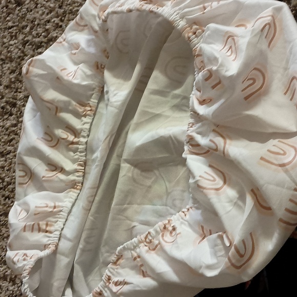 Baby car seat cover/w throw in peanut shell over baby cover - Picture 5 of 6